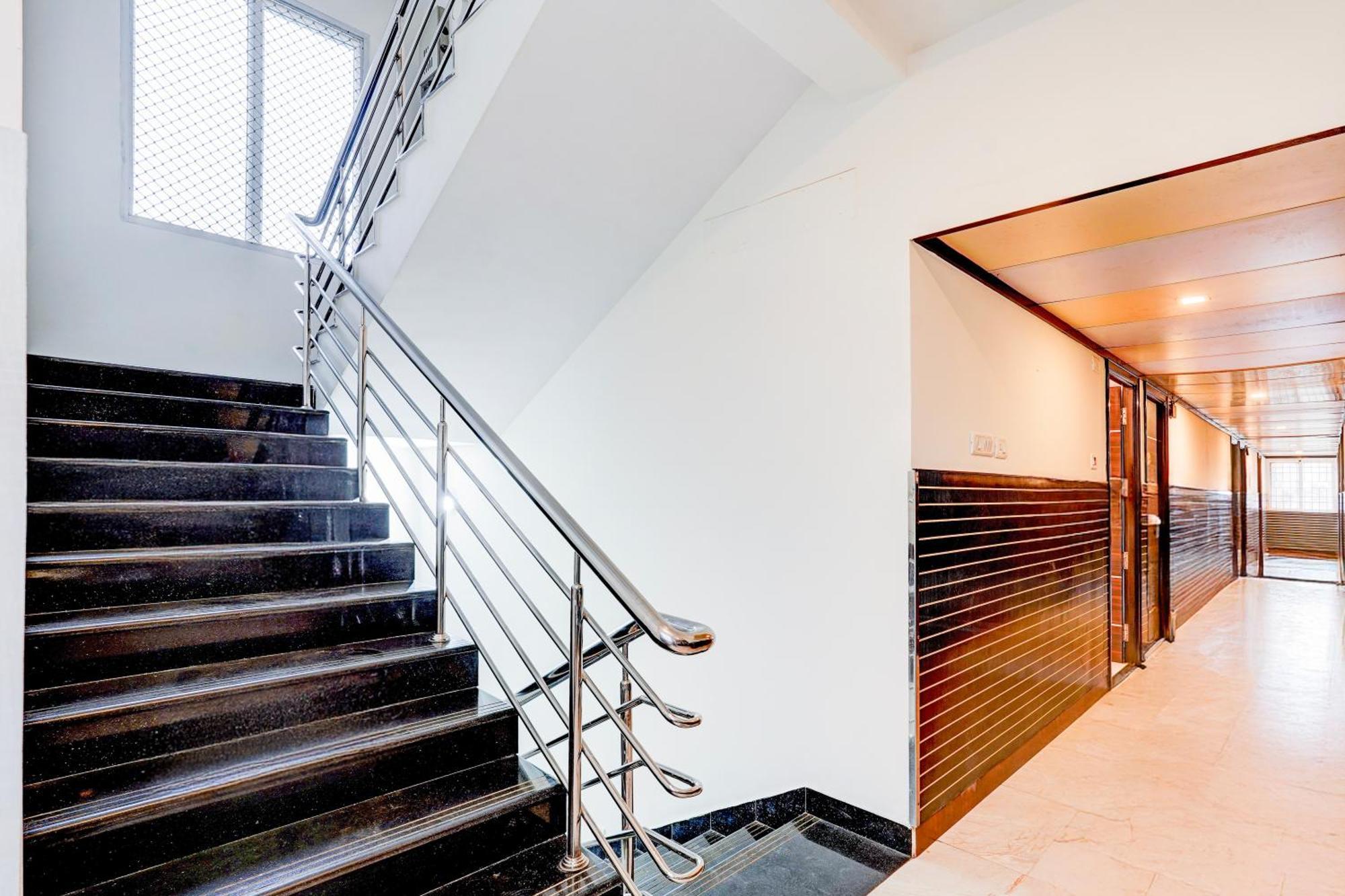 Super Townhouse Chennai Near Airport Formerly Sai Bala Budget Zewnętrze zdjęcie