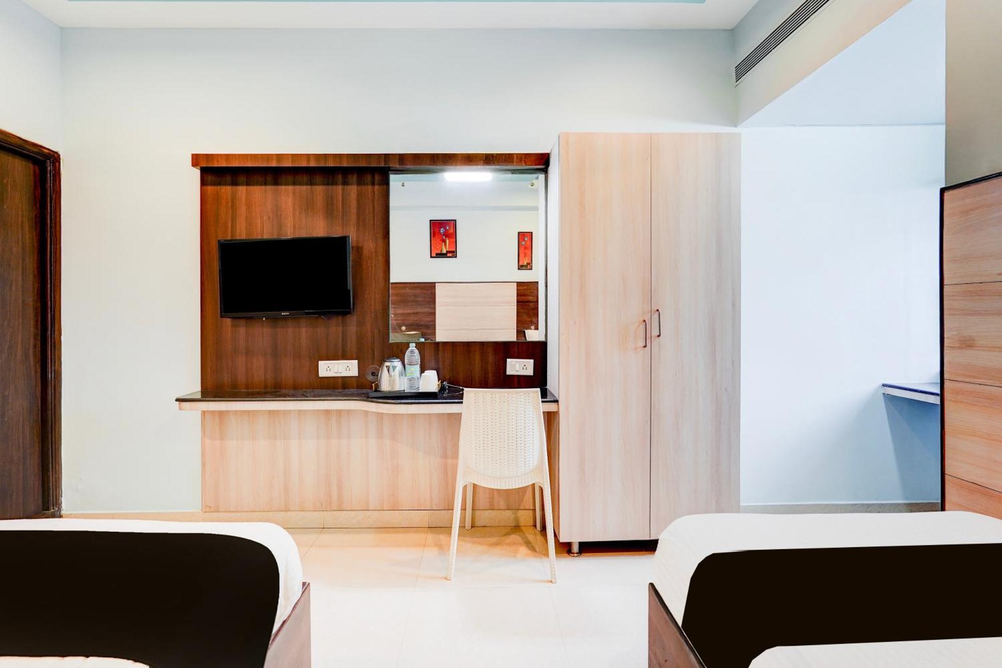 Super Townhouse Chennai Near Airport Formerly Sai Bala Budget Zewnętrze zdjęcie